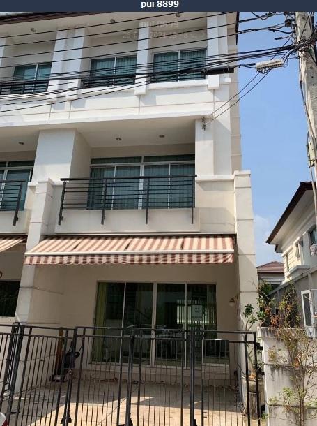 ให้เช่าทาวเฮ้าท์ 3 ชั้น บ้านกลางเมือง เออบาเนี่ยน สุขุมวิท 113 Baan Klang Muang รูปที่ 1