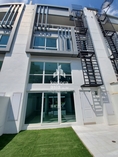 BO-TH-137- SPACE Townhome 700 meters from Lad Prao MRT