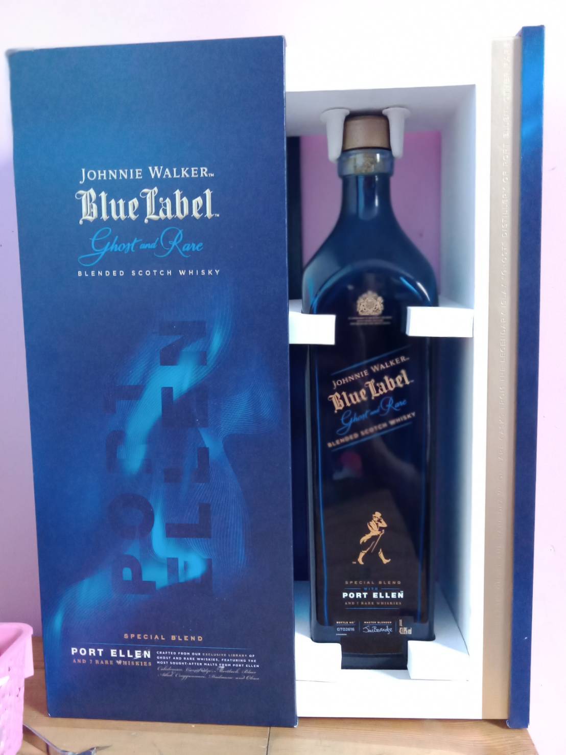 รับซื้อชุดขวดเหล้านอก Hennessy Xo , Blue Label , Royal Salute , Martell ขนาดลิตร ทุกยี่ห้อ ให้ราคาดี รูปที่ 3