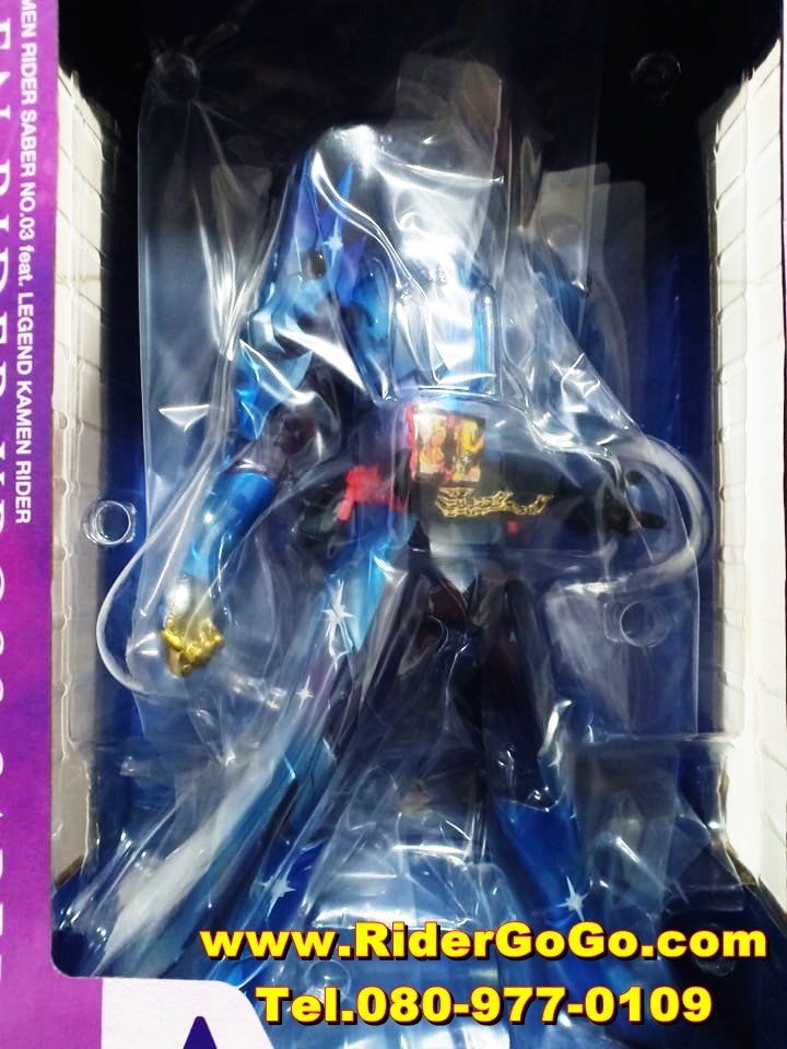 โมเดลงานจับฉลาก ซอฟมาสค์ไรเดอร์เซเบอร์ร่างสุดยอด มาสค์ไรเดอร์ครอสเซเบอร์ Kamen Rider Saber (Ichiban Kuji Sofvics Kamen Rider Xross Saber) ของใหม่ของแท้Bandai ประเทศญี่ปุ่น รูปที่ 3