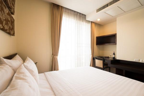 4 star hotel at Ratchada for rent, monthly rental for two bed room 79 sqm full service, rare price รูปที่ 4