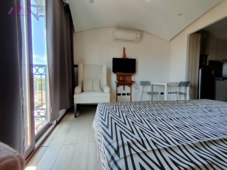 ขาย คอนโด ราคาถูก Venetian Signature Condo Resort Pattaya 23.76 ตรม. พื้นที่ 24 ตร.ม.1ห้องนอน 1 ห้องน้ำสภาพแวดล้อมระดับ 5 ดาว รูปที่ 3