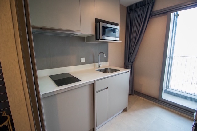 Whizdom Connect convenient private 34th floor BTS Punnawithi รูปที่ 1