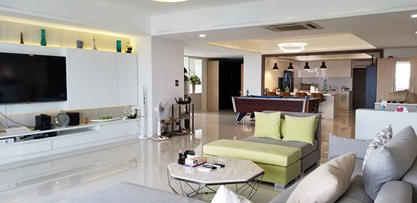 คอนโดตกแต่งใหม่ 3 ห้องนอน เอกมัย 12 Newly renovated 3-Bedroom Unit at Ekamai 12 รูปที่ 1