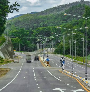 ขาย ที่ดิน ปลูกยางพารา ต้นสักแม่ลาว เชียงราย 2 ไร่ 2 งาน 64 ตร.วา ที่ติดถนนใหญ่ รูปที่ 5