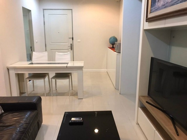 R64091402 ให้เช่า Q. House Condo Sathorn 1ห้องนอน 1ห้องน้ำ 48 ตรม. ทิศใต้ วิวสวน BTS กรุงธนบุรี รูปที่ 1