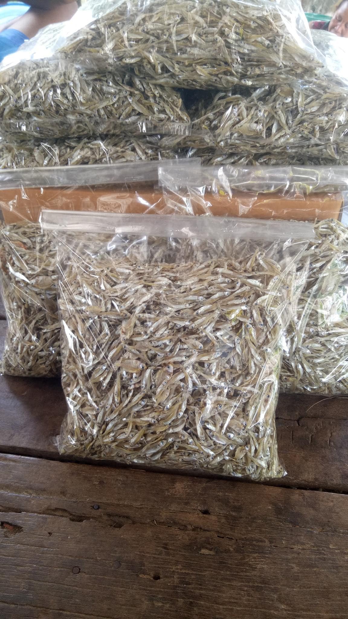 ปลาซิวแก้วตากแห้ง ปลาซิวแก้วเขื่อนสิรินธร จ.อุบล ของแท้ 100 % พร้อมส่งทั่วประเทศ มีเก็บเงินปลายทาง รูปที่ 6