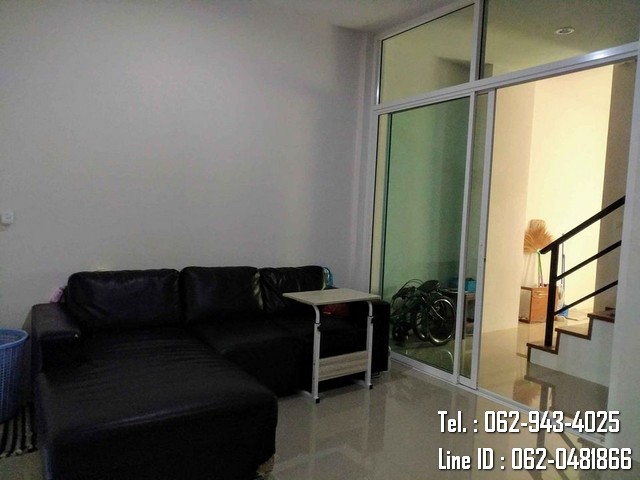 T01596 ให้เช่าทาวน์เฮ้าส์รีโนเวทใหม่ P Residence เฟอร์นิเจอร์ครบครัน ใกล้มหาวิทยาลัยแม่โจ้ รูปที่ 1