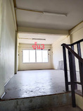 ขายตึกแถว 2 ห้อง  ตั้งอยู่ที่ทรัพย์รุ่งเรืองบางปู  ใกล้นิคมบางปู  ขายไม่แพงติดต่อ   0863913678