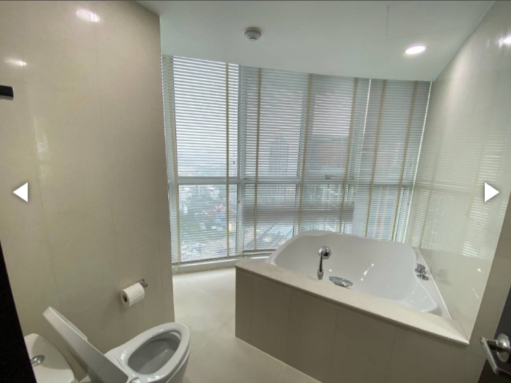 A02425 ให้เช่า   Sky Walk Condominium   ราคา 65000  บาท  รูปที่ 1