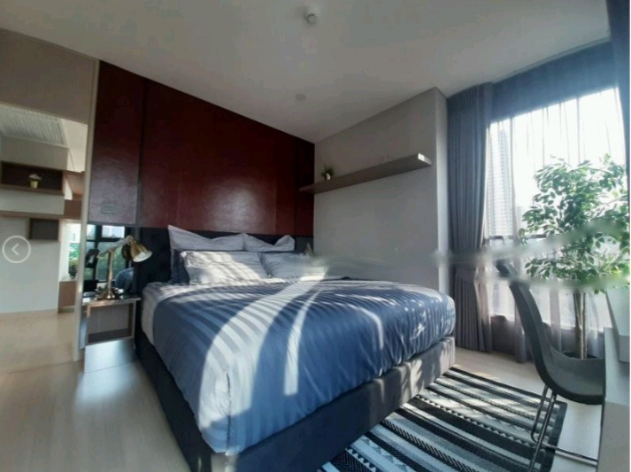 A02510 ให้เช่า  Lumpini Suite Phetchaburi - Makkasan   ราคา 45000  บาท เครื่องใช้ไฟฟ้าครบ รูปที่ 1