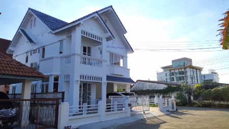 ขาย บ้านเดี่ยว ใกล้อัสสัมชัญ ศรีราชา บ้านเดี่ยวศรีราชาพาร์ควิว 111 ตรม. 75 ตร.วา จอดรถได้ มากกว่า 10 คัน รูปที่ 2
