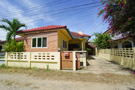 บ้านเดี่ยว 3 นอน, นั่งเล่น, ระเบียงกว้าง ใกล้หาดบางปอ อ. เกาสมุย สุราษฎร์ธานี รูปที่ 1