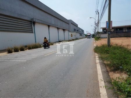 ขาย ที่ดิน รหัส 90177บางพลี  เลียบคลองส่งน้ำสุวรรณภูมิ  27 ไร่ 94 ตร.วา ถนนหน้าที่กว้าง 10 เมตร รูปที่ 5