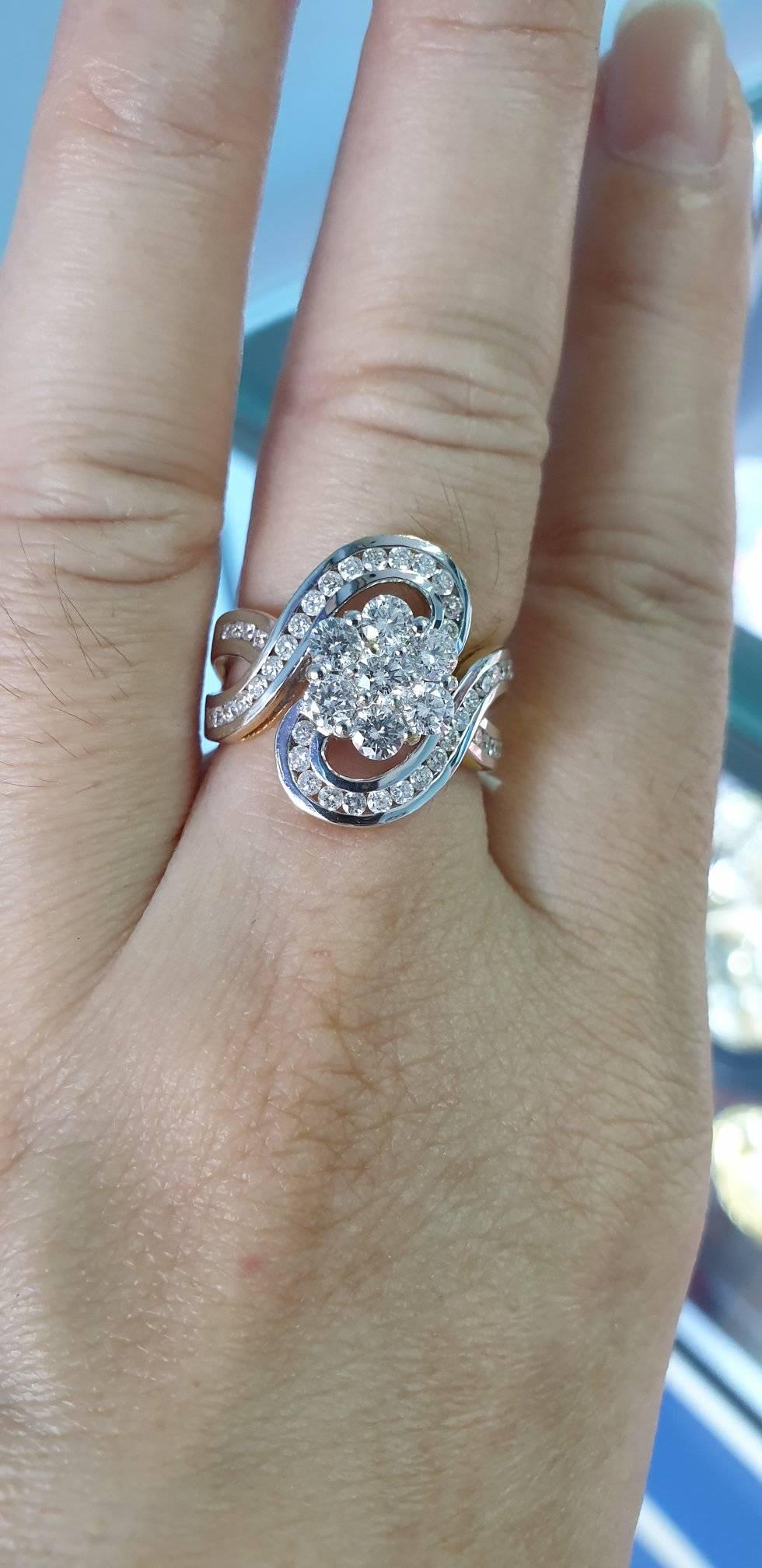 #แหวนเพชรแท้ทองแท้ #แหวนเพชรแต่งงาน #แหวนเพชรแท้หลุดจำนำ แหวนเพชรแท้ วงนี้เพชรรวม 1.20 กะรัต น้ำ 97 ค่ะ รูปที่ 1