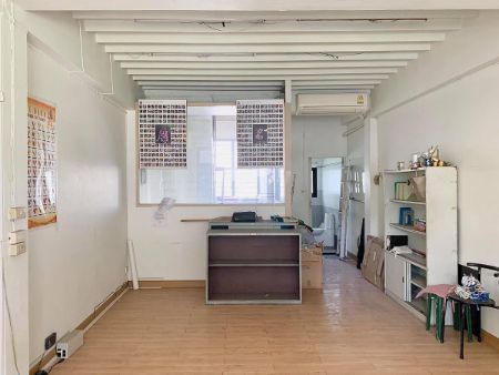 ให้เช่า อาคารพาณิชย์ P47808ย่าน ลาดพร้าว [Commercial building in Lat Phrao area] 287.94 ตรม. . ตร.วา รูปที่ 5