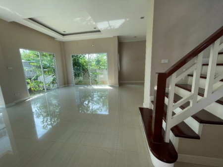 ขาย บ้านเดี่ยว ลัดดาวิลล์ ไพรเวท บ้านกล้วย-ไทรน้อย 428 ตรม. 107 ตร.วา บรรยากาศร่มรื่น มีพื้นที่ด้านข้าง รูปที่ 3