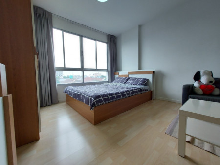 ให้เช่า คอนโด สไตล์มินิมอล เครื่องซักผ้าใหม่ D Condo รามคำแหง 64 30 ตรม. มีโต๊ะทำงาน เหมาะ wfh เจ้าของใจดี รูปที่ 4