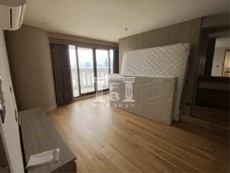 ขาย คอนโด รหัส90281 RCK State Tower 179.62 ตรม. ชั้น 29 ห้องมุม วิวเมือง รูปที่ 2