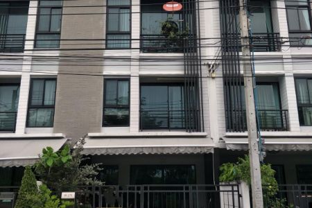 ขาย ทาวน์โฮม P79176บ้านกลางเมือง พระราม 9รามคำแหง  120 ตรม. 18.8 ตร.วา รูปที่ 6