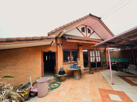 ขาย บ้านเดี่ยว  177 ตร.วา ใกล้วัดท่าซุง ติดถนนสายหลัก อุทัยธานี-มโนรมย์ รูปที่ 2