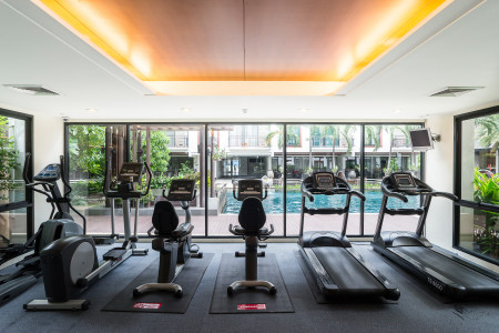 4 star hotel at Ratchada for rent, monthly rental for one bed room 80 sqm full service, rare price รูปที่ 9
