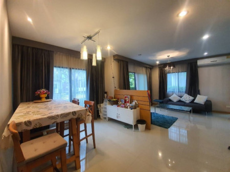 ขาย บ้านเดี่ยว เดอะ ทรัสต์ รังสิต-คลอง 4 165 ตรม. 50.4 ตร.วา เฟอร์นิเจอร์ครบ รูปที่ 2