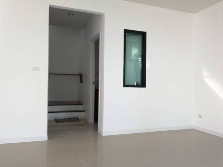 ขาย บ้านเดี่ยว เดอะ ทรัสต์ รังสิต-คลอง 4 120 ตรม. 41.2 ตร.วา ต่อเติมพร้อมอยู่ สภาพดี ครัวบิ้วอิน รูปที่ 6