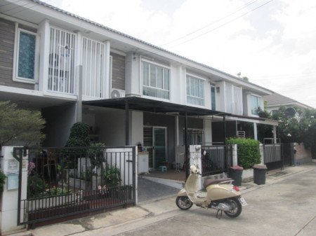 ขาย ทาวน์โฮม พฤกษาวิลล์ 41 ติวานนท์-รังสิต 17.5 ตรม. 95 ตร.วา อยู่ในทำเลที่อยู่อาศัยรองรับแรงงาน และกลุ่มนักศึกษา รูปที่ 2