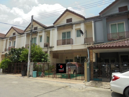 ขาย ทาวน์โฮม หลังริม ติดถนนเมน บุณฑริก นิวสไตล์ 110 ตรม. 34 ตร.วา ใกล้แหล่งความเจริญ รูปที่ 2