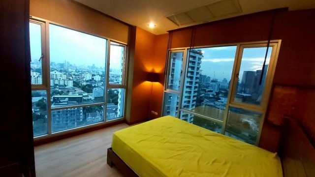 THE LIGHT Ladprao 8, High rise condo with 20 floors,  near MRT Lat Phrao รูปที่ 1