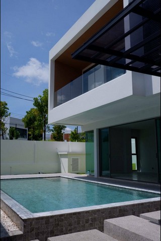 For Rent : Phuket Town Brand New Private Pool Villa 3 Bedrooms 3 Bathrooms รูปที่ 1