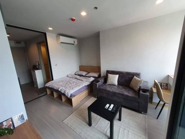 Life Ladprao, ready to move in condo, next to BTSHa Yaek Lat Phrao, opposite Central Ladprao รูปที่ 1