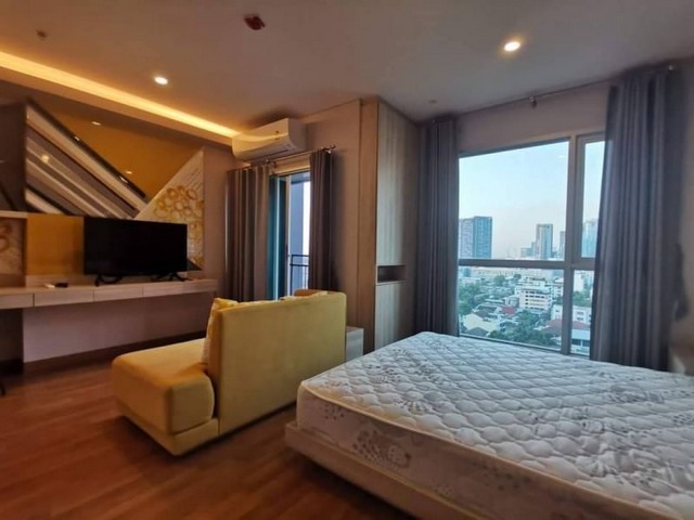 Lumpini Park Vibhavadi-Chatuchak It is a 21-storey high rise condo, near BTS Mo Chit. รูปที่ 1