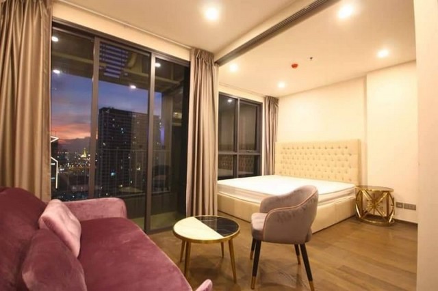 IDEO Q Siam-Ratchathewi Condo is a high rise condo with 36 floors, near BTS Ratchathewi. รูปที่ 1