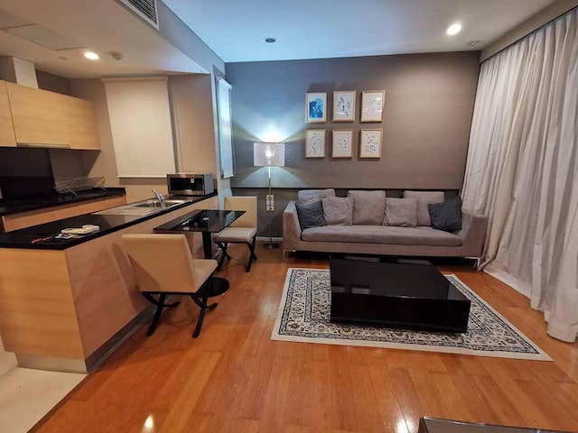 Wind Sukhumvit 23 livable spacious peaceful BTS Asoke รูปที่ 1