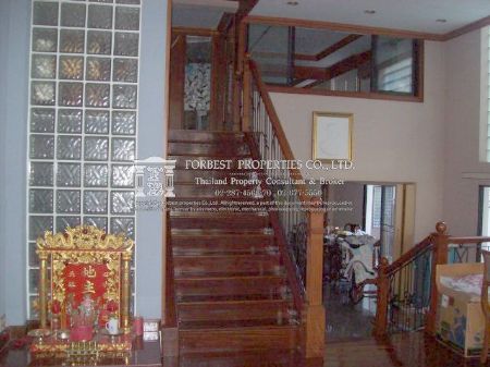 ขาย อาคารพาณิชย์ รหัส 30266 สูง 4.5ชั้นถนนพหลโยธิน 5 ซอยอารีย์สัมพันธ์ 1 894 ตรม. 50 ตร.วา ทำเลใจกลางเมือง รูปที่ 3