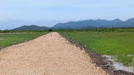 ขาย ที่ดิน วิวภูเขา ธรรมชาติโอบล้อม ทะเลสามพระยา 1 ไร่ ใกล้แหล่งท่องเที่ยวมากมาย นำ้ไฟฟ้าพร้อมถึงที่ทุกแปลง รูปที่ 2