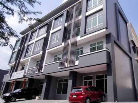 ขาย โฮมออฟฟิศ 3 ห้องติดกัน มีลิฟท์ ซอยรุ่งเรือง ถ.สุทธิสาร 870 ตรม. 84 ตร.วา รูปที่ 2