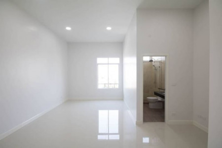 ขาย โฮมออฟฟิศ 3 ห้องติดกัน มีลิฟท์ ซอยรุ่งเรือง ถ.สุทธิสาร 870 ตรม. 84 ตร.วา รูปที่ 3