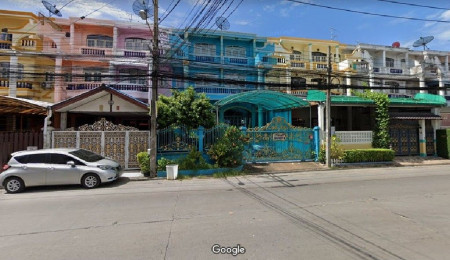 ให้เช่า ทาวน์โฮม ตกแต่งสไตล์หลุยส์ สุขสบายวิลล่า ลาดพร้าว 87 748 ตรม. 88.40 ตร.วา เหมาะเป็นทั้งที่อยู่อาศัยและออฟฟิศ รูปที่ 2