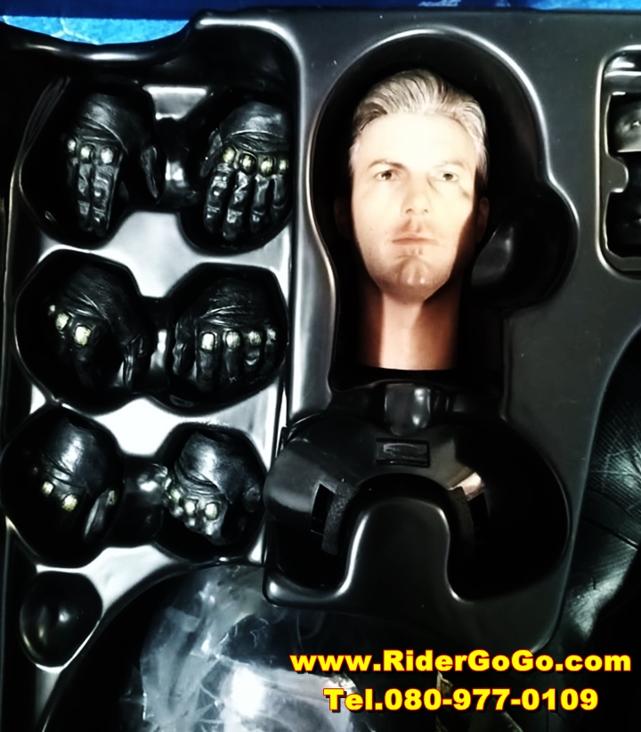 HOT TOYS Batman Justice League โมเดลแบทแมนภาคจัสติคลีก สภาพดีสวยของแท้ รูปที่ 6