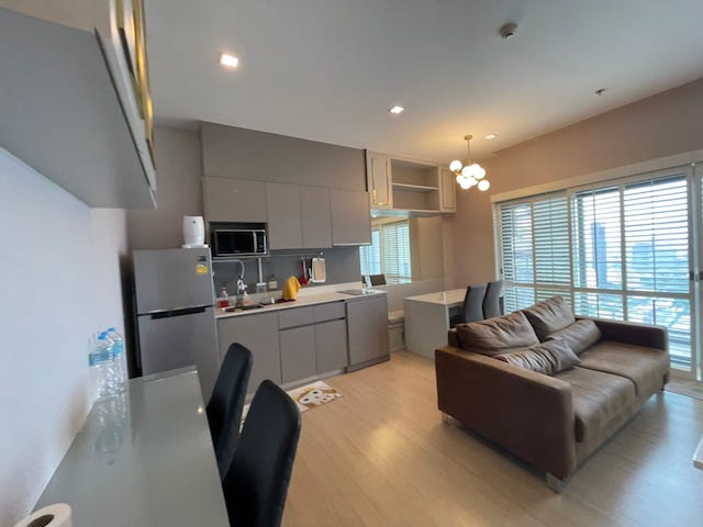 Whizdom Connect 39th floor peaceful spacious BTS Punnawithi รูปที่ 1