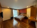 The Aree Condominium 102 square meter 2b 2b very big space in this area for rent