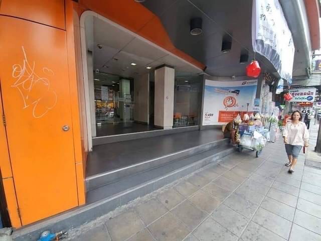 For Rent อาคารพาณิชย์ 2 คูหา 4 ชั้น ถนนเจริญกรุง บางรัก ใกล้ BTS สะพานตากสิน รูปที่ 1