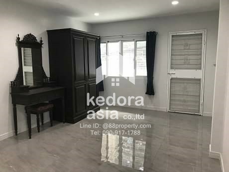 KDR-TH-191-Townhouse for rent Soi Priti Banomyong 25 Sukhumvit Road รูปที่ 1