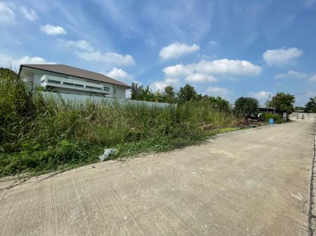 ขาย ที่ดิน โฉนดพร้อมโอน ฟรีโอนบางเดื่อ 398 ตร.วา ที่ถมแล้วพร้อมสร้างบ้านติดโครงการหมู่บ้านจัดสรร รูปที่ 3