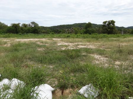 ขาย ที่ดิน ด้านหลังวิวเขาสวยสุดๆหัวหิน 7 ไร่ 3 งาน ห่างทะเลหัวหิน