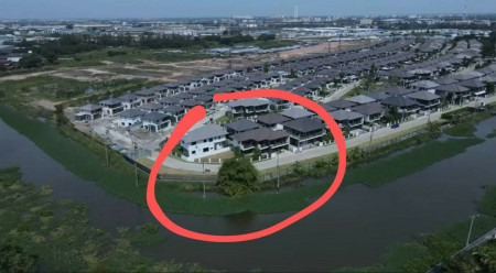 ขาย บ้านเดี่ยว บ้านเปล่า หลังมุม วิวโค้งน้ำ บุราสิริ บางนา 296 ตรม. 115.6 ตร.วา บ้านใหม่ ไม่เคยเข้าอยู่ รูปที่ 3