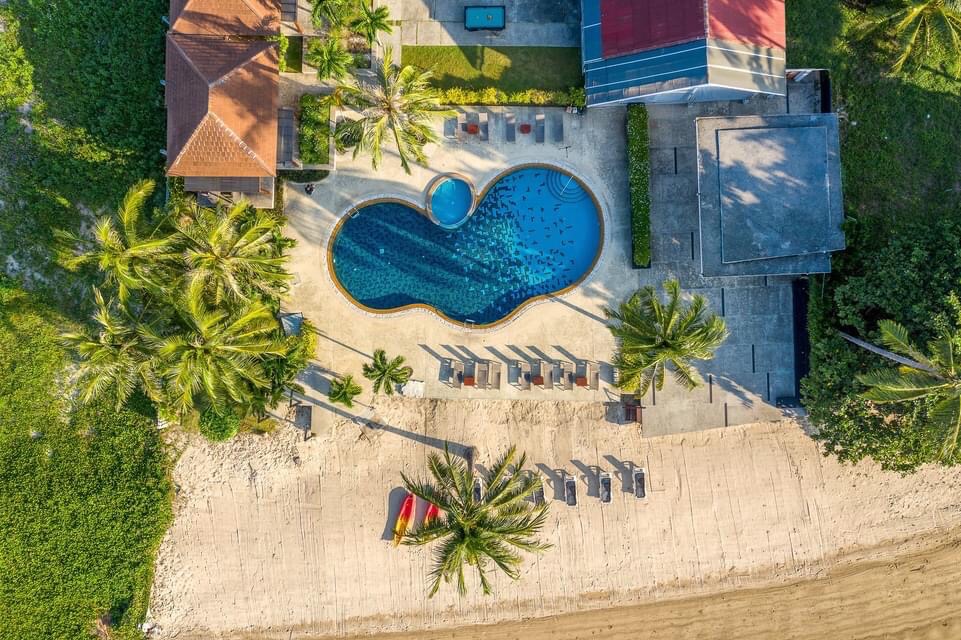 BB066 ขาย รีสอร์ตติดทะเล อยู่บนเกาะสมุย  Centra by Centara Coconut Beach Resort Samui รูปที่ 1
